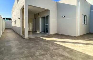 Imagem 1: Linda Casa á Venda em Bairro Nobre em Bragança Paulista SP