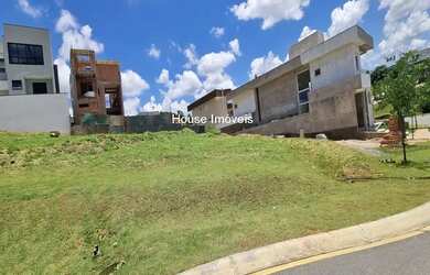 Imagem: O terreno possui 436m² de Área, Imóvel novo e está localizado