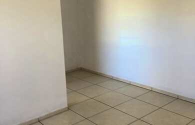 Imagem: A kitnet possui 1 Dormitório, 1 Banheiro e está localizado