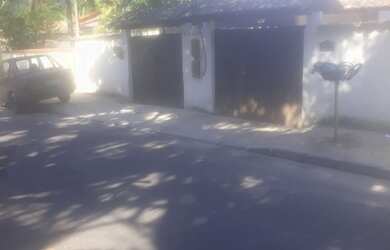 Imagem: A casa possui 2 Dormitórios, 2 Banheiros, 1 Vaga na garagem