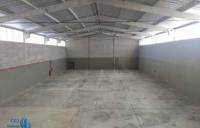 Imagem: O depósito possui 1 Vaga na garagem, 1.350m² de Área e está