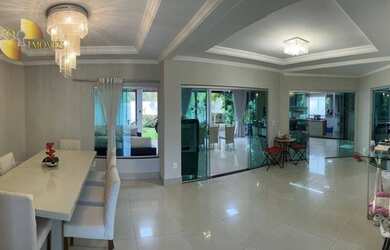 Imagem: A casa em condomínio possui 4 Dormitórios, 5 Banheiros, 4