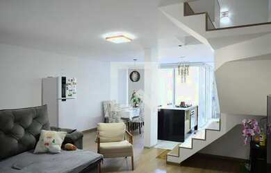 Imagem: A casa em condomínio possui 4 Dormitórios, 4 Banheiros, 2