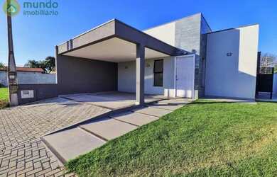 Imagem: A casa em condomínio possui 3 Dormitórios, 2 Banheiros, 2