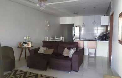 Imagem: A casa possui 2 Dormitórios, 1 Banheiro, 63m² de Área e