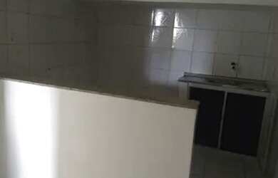 Imagem: A casa possui 1 Dormitório, 1 Banheiro e está localizado