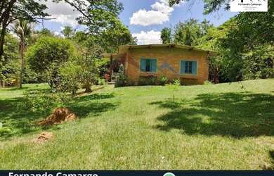 Imagem: A fazenda possui 90m² de Área e está localizado em Colinas