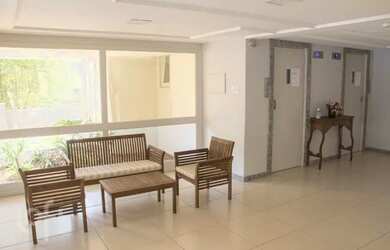 Imagem: O apartamento possui 4 Dormitórios, 1 Banheiro, 2 Vagas na