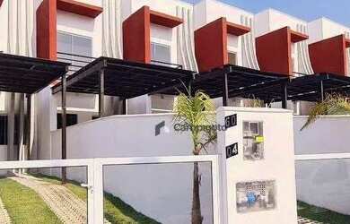 Imagem: A casa possui 2 Dormitórios, 2 Banheiros, 2 Vagas na garagem