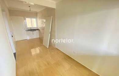 Imagem: O apartamento possui 2 Dormitórios, 1 Banheiro, 2 Vagas na