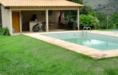 Imagem 5: Imóvel em Itaipava com 2 casas, 2 flets, piscina e terreno 5.172,29 m²