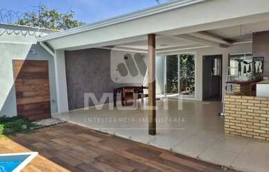 Imagem 4: Casa - BRASIL. Piscina, Churrasqueira, Varandae265m² de Área