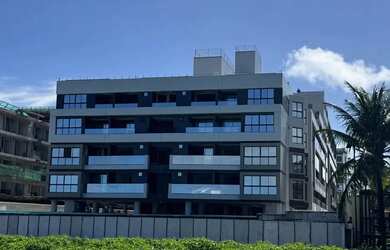 Imagem: O apartamento possui 3 Dormitórios, 5 Banheiros, 2 Vagas na