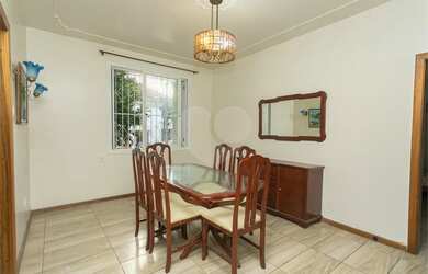 Imagem: O apartamento possui 2 Dormitórios, 1 Banheiro, 65m² de Área