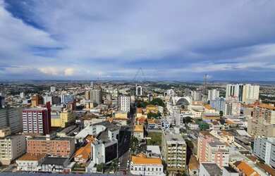 Imagem: O apartamento possui 3 Dormitórios, 5 Banheiros, 4 Vagas na