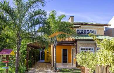 Imagem 3: Casa com piscina á venda em Imbituba, litoral de Santa Catarina