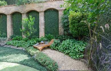 Imagem 4: Abaixo do valor - Casa em Estilo Toscano no Residencial 4 - Com vista para Mata Preservada