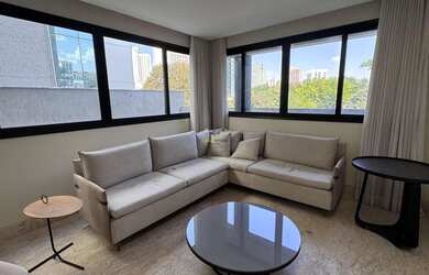 Imagem 2: Área privativa, 4 quartos, 4 suites, 4 vagas