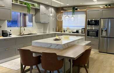 Imagem 7: Casa Alto Padrão à Venda em Cachoeira do Bom Jesus 5 Suítes, Piscina...