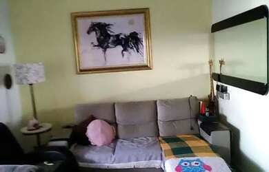 Imagem: A casa possui 2 Dormitórios, 2 Banheiros, 3 Vagas na garagem