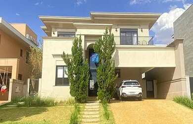 Imagem: A casa em condomínio possui 5 Dormitórios, 5 Banheiros, 4