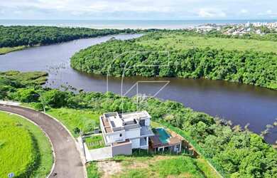 Imagem: A casa à venda possui 4 Dormitórios, 5 Banheiros, 4 Vagas