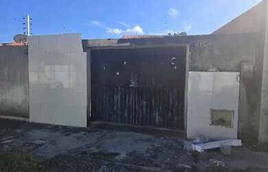 Imagem: A casa possui 1 Dormitório, 1 Banheiro e 360m² de Área e