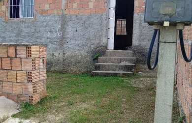 Imagem: A casa à venda possui 3 Dormitórios, 2 Banheiros, 1 Vaga na