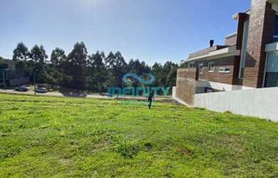 Imagem: O terreno possui 283m² de Área e está localizado em Centro