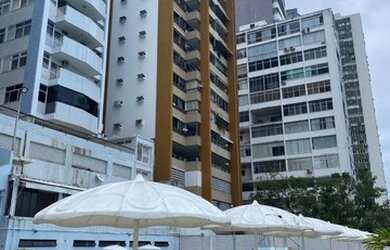 Imagem: O apartamento possui 4 Dormitórios, 5 Banheiros, 2 Vagas na