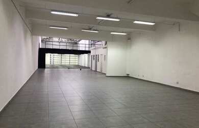 Imagem 3: Loja e sobreloja grandes bem localizadas na Santa Ifigênia para locação...