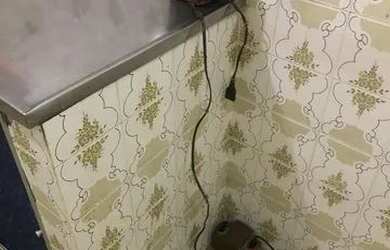 Imagem: A casa possui 2 Dormitórios e 1 Banheiro e está localizado