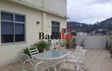 Imagem: O apartamento na cobertura possui 3 Dormitórios, 3 Banheiros