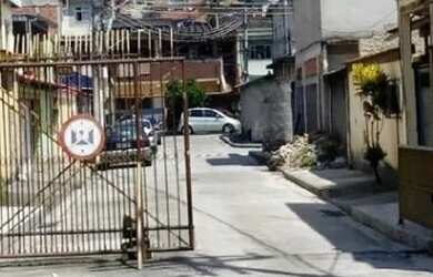 Imagem: A casa em condomínio possui 1 Dormitório, 1 Banheiro e está