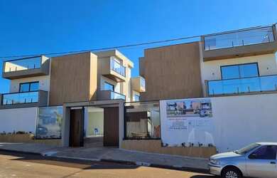 Imagem: A casa em condomínio possui 3 Dormitórios, 2 Banheiros, 2