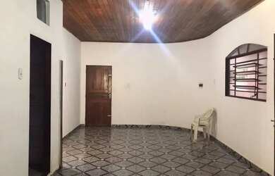 Imagem: O apartamento possui 2 Dormitórios e 3 Banheiros e está localizado