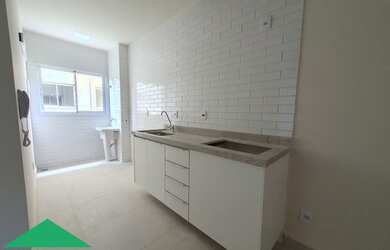 Imagem: O apartamento possui 2 Dormitórios, 1 Banheiro, 2 Vagas na