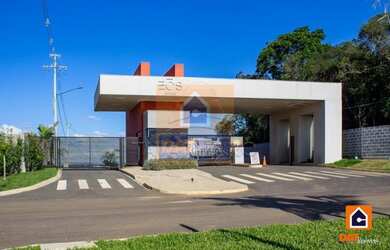 Imagem: O terreno possui 200m² de Área e está localizado em Contorno