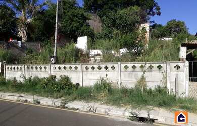 Imagem: O terreno está localizado em Ronda, Ponta Grossa à venda por