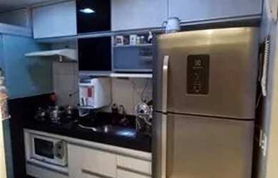 Imagem: O apartamento possui 2 Dormitórios, 1 Banheiro, 1 Vaga na garagem