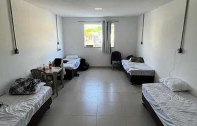 Imagem 1: Alojamento Camaçari. 35m² de Área, 5 Vagas na garageme1 Dormitório