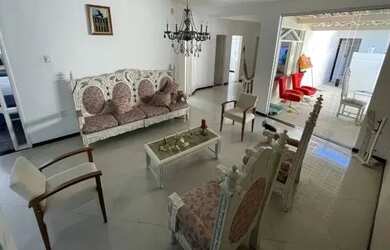 Imagem: A casa possui 2 Dormitórios, 1 Banheiro e está localizado