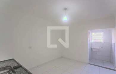 Imagem: A casa possui 1 Dormitório, 1 Banheiro, 40m² de Área e está