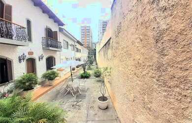 Imagem: A casa possui 1 Dormitório, 1 Banheiro, 70m² de Área e está