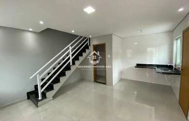 Imagem: A casa possui 2 Dormitórios, 1 Banheiro, 4 Vagas na garagem