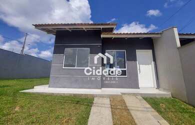 Imagem: A casa possui 2 Dormitórios, 1 Banheiro, 350m² de Área e