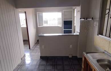 Imagem 4: Alugo Ap no Cj. Maguari. Área de serviço, 1 Banheiroe2 Dormitórios