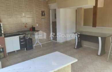 Imagem: A casa possui 3 Dormitórios, 2 Banheiros, 73m² de Área e
