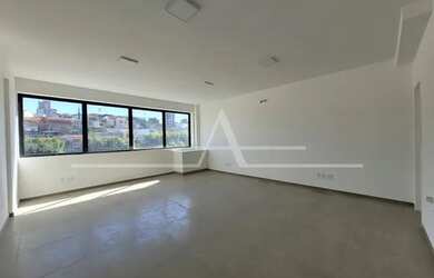 Imagem: O depósito possui 45m² de Área e Imóvel novo e está localizado