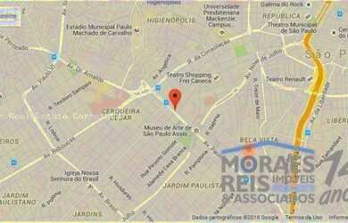 Imagem: O depósito possui 4 Vagas na garagem, 356m² de Área e está